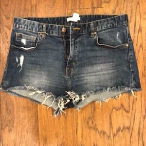 H&M Women’s size 10 cut off denim shorts